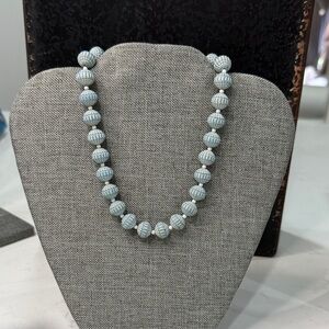3/20🥳 Blue Beaded Necklace